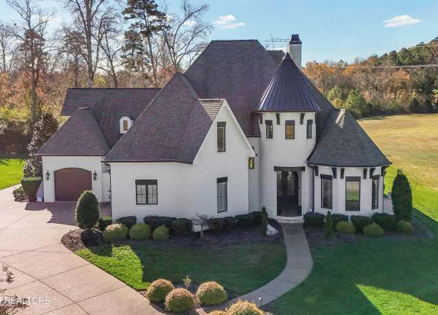 Property at 3608 Lashbrooke Way, Louisville, TN 37777, 5 beds, 5 baths