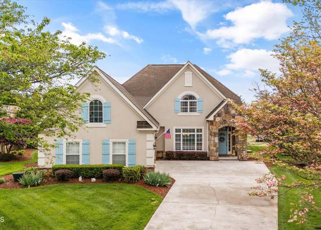 Property at 204 Kingbird Dr, Vonore, TN 37885, 3 beds, 2.5 baths