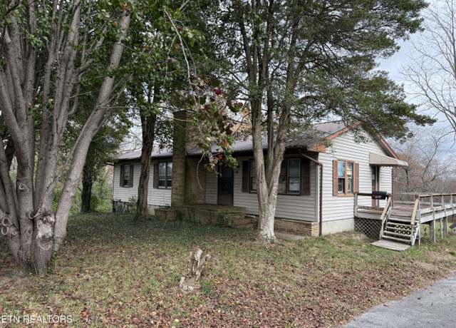 Property at 794 Genesis Rd, Crossville, TN 38555, 3 beds, 2 baths