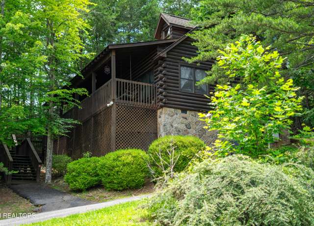 Property at 719 Kings Hills Blvd, Pigeon Forge, TN 37863, 2 beds, 2 baths