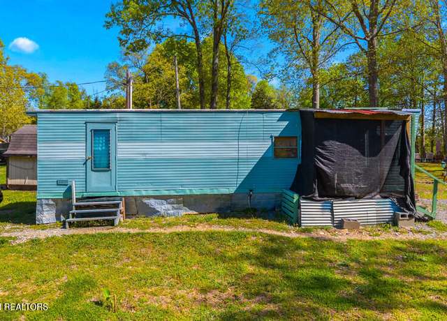 Property at 2116 Cox Rd, Dandridge, TN 37725, 2 beds, 1 bath