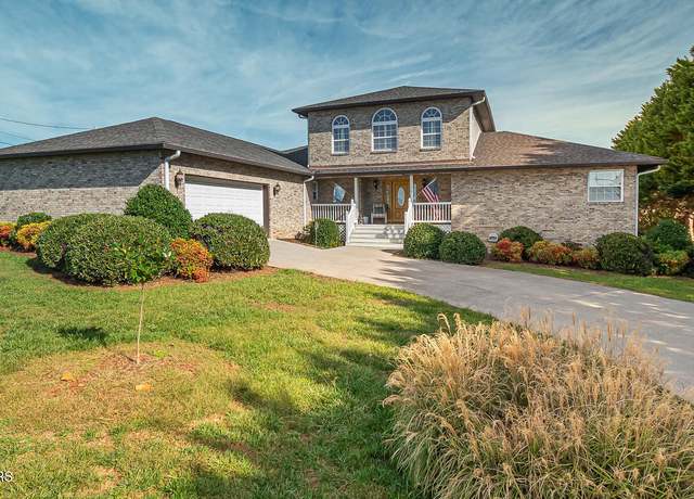 Property at 150 Florence Cir, Dandridge, TN 37725, 3 beds, 4 baths