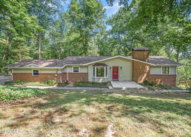Property at 128 Oklahoma Ave, Oak Ridge, TN 37830, 3 beds, 2.5 baths