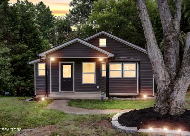 Property at 1904 Smokemont Dr, Maryville, TN 37801, 3 beds, 1.5 baths