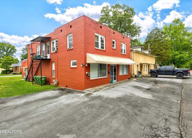 Property at 717 Cates St, Maryville, TN 37803, 8 beds