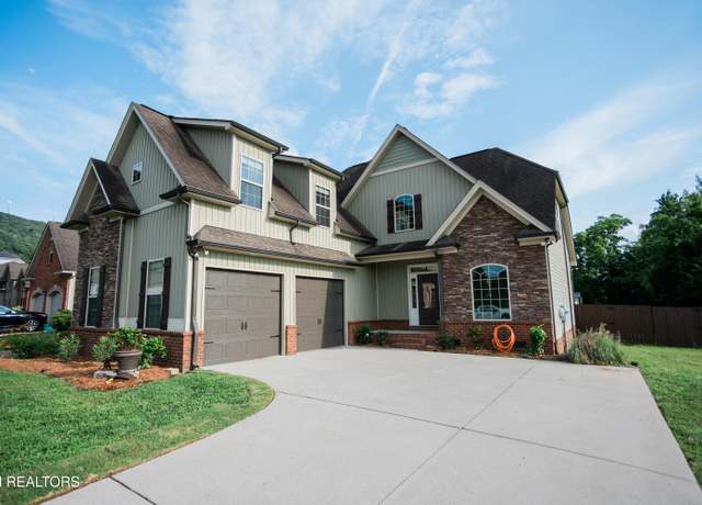 Property at 7481 Nightfall Cir, Ooltewah, TN 37363, 4 beds, 2.5 baths