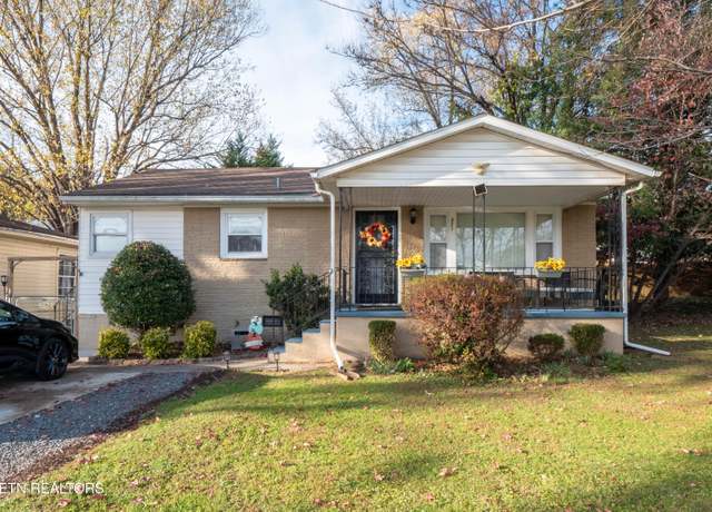Property at 321 Cedar Ave, Knoxville, TN 37917, 3 beds, 2 baths