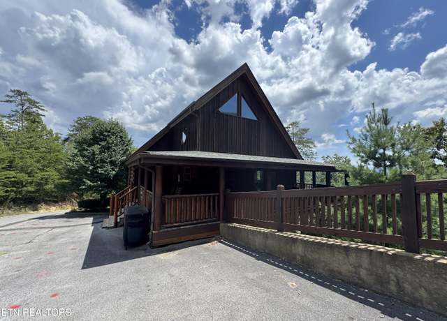 Property at 2026 Cougar Crossing Way, Sevierville, TN 37876, 2 beds, 2 baths