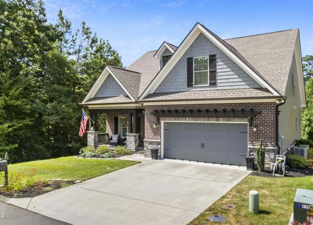 Property at 103 Chalmette Way, Lenoir City, TN 37772, 4 beds, 3.5 baths