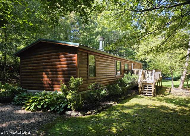 Property at 134 Noel Dr, Gatlinburg, TN 37738, 1 bed, 2 baths