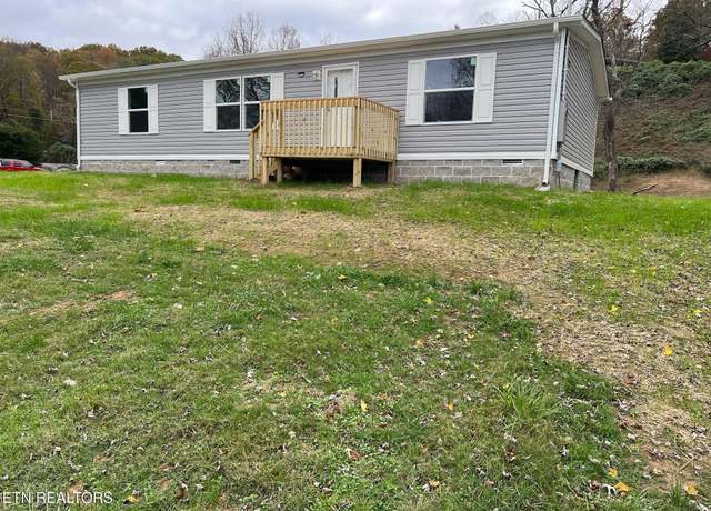 Property at 136 Garfield St, Rockwood, TN 37854, 3 beds, 2 baths