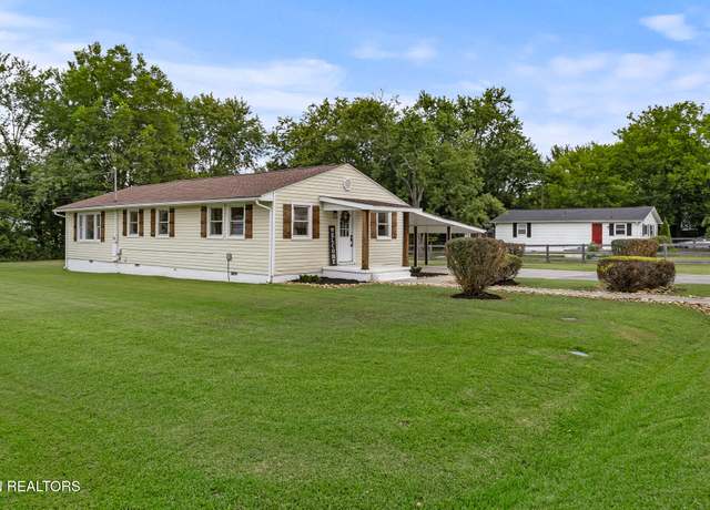 Property at 2327 Mitchell Ave Ave, Maryville, TN 37804, 3 beds, 2 baths