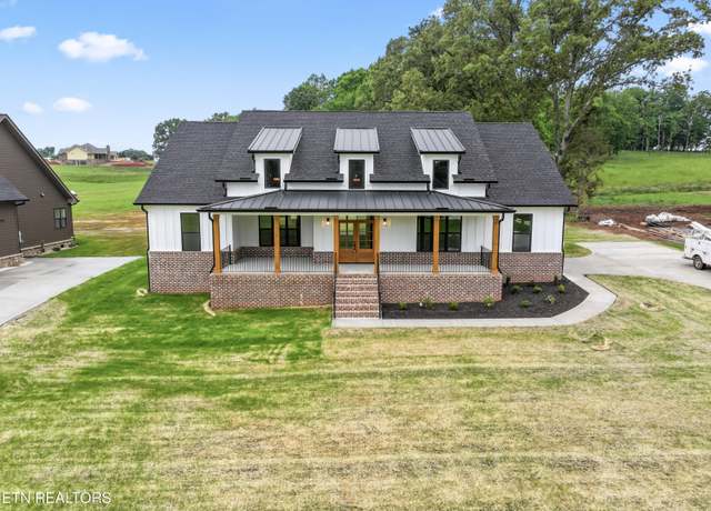 Property at 5926 John Dr, Greenback, TN 37742, 3 beds, 2 baths