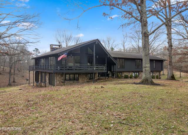 Property at 2604 Bella Vista Ln, Knoxville, TN 37914, 4 beds, 3.5 baths