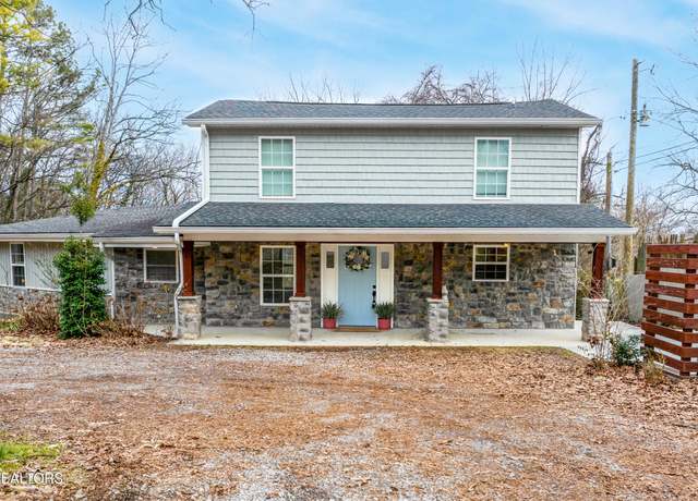 Property at 5902 Dogwood Rd, Knoxville, TN 37918, 3 beds, 3.5 baths