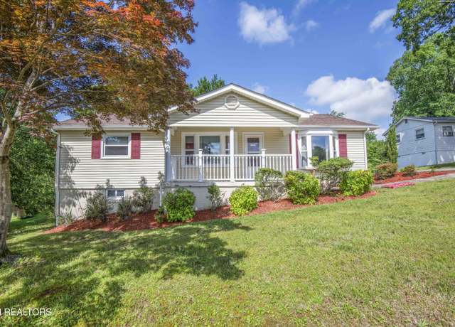 Property at 941 Pine Top St, Lenoir City, TN 37772, 3 beds, 2 baths
