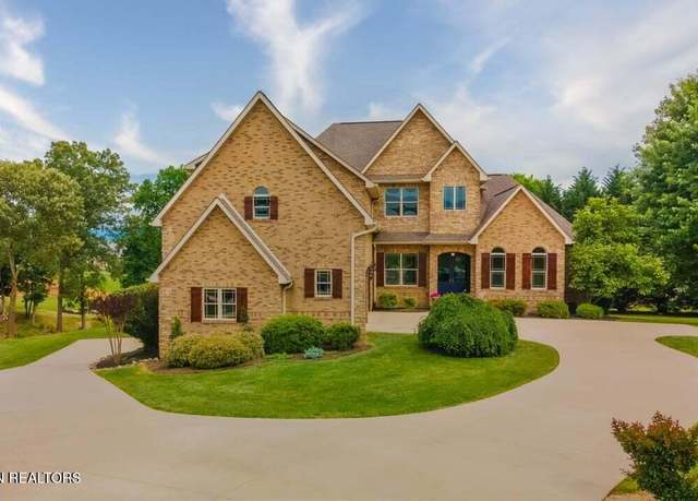 Property at 118 Luxury Ln, Dandridge, TN 37725, 5 beds, 6 baths