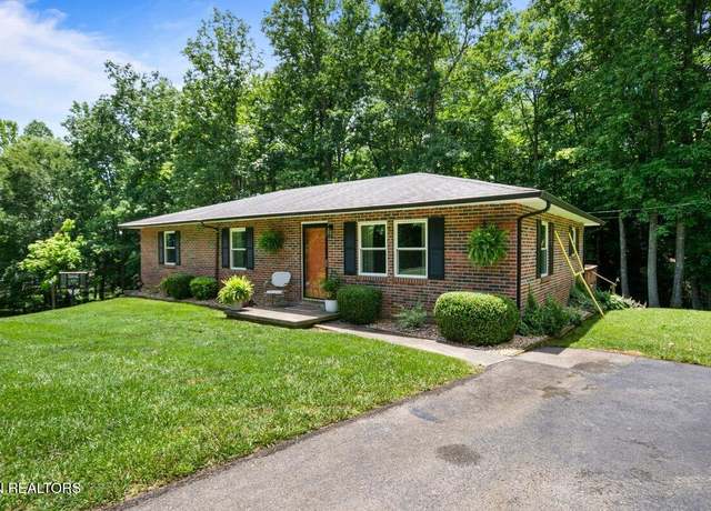Property at 382 Tionesta Dr, Jacksboro, TN 37757, 3 beds, 2 baths