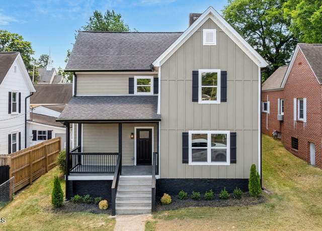 Property at 302 N B St, Lenoir City, TN 37771, 3 beds, 2 baths