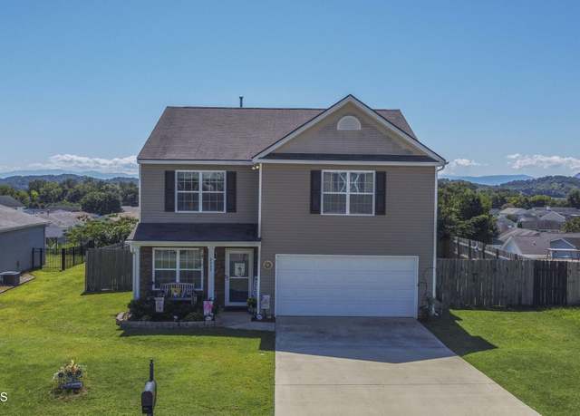 Property at 2537 Cottonwood Dr, Sevierville, TN 37876, 4 beds, 2.5 baths