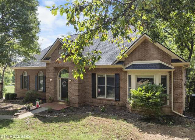 Property at 10605 Summit Mountain Ct, Knoxville, TN 37922, 4 beds, 3 baths