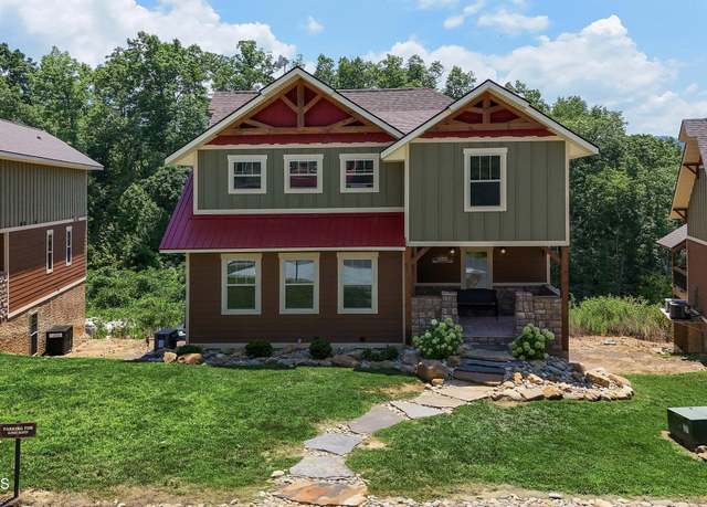 Property at 919 Whittlers Way, Gatlinburg, TN 37738, 4 beds, 5 baths