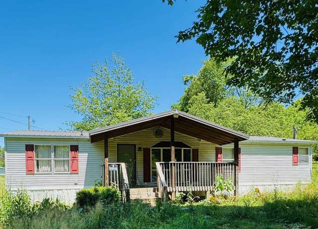 Property at 2330 Mynatt Rd, Knoxville, TN 37918, 3 beds, 2 baths