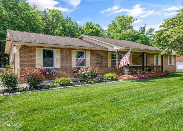 Property at 325 Hardwicke Dr, Knoxville, TN 37923, 3 beds, 2 baths