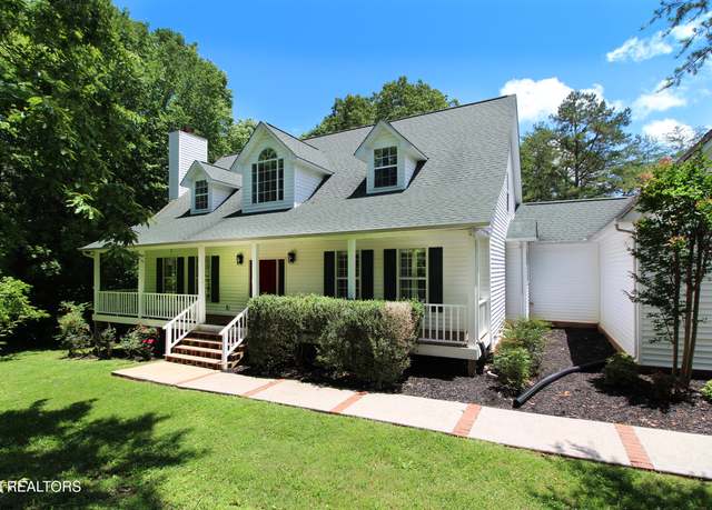 Property at 7836 Bell Rd, Knoxville, TN 37938, 4 beds, 3.5 baths