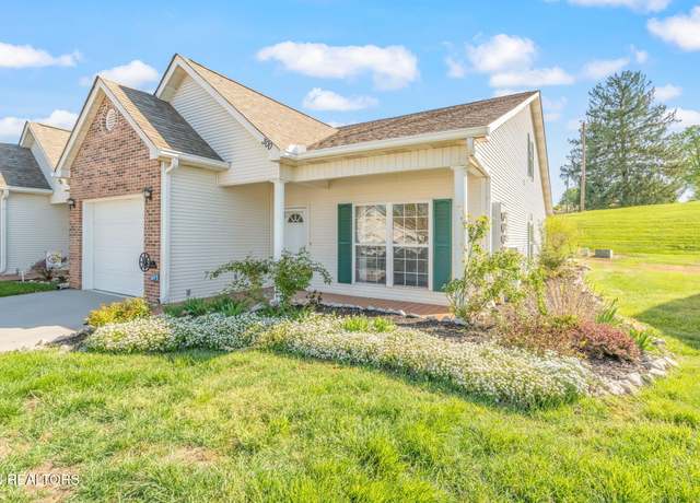 Property at 300 Willington Pl, Loudon, TN 37774, 3 beds, 3 baths