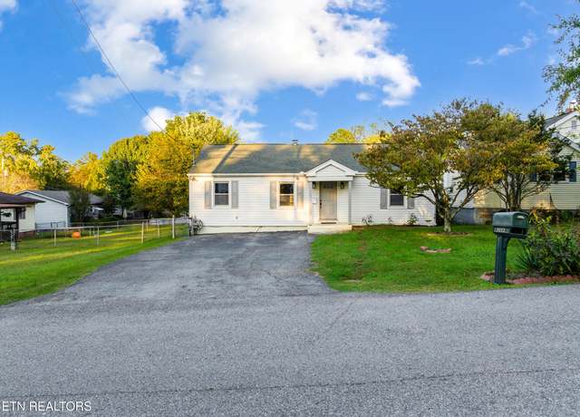 Property at 5112 Montrose Rd, Knoxville, TN 37918, 3 beds, 1 bath