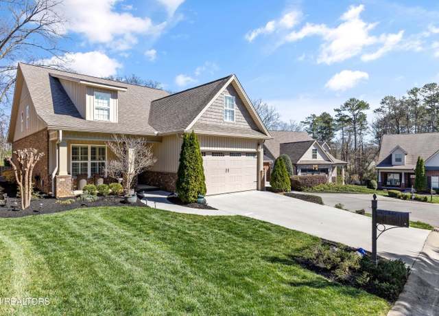 Property at 1022 Providence Grove Way, Knoxville, TN 37919, 4 beds, 3 baths
