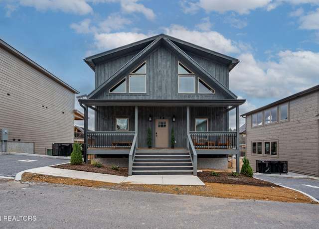 Property at 411 Hatchet Way, Pigeon Forge, TN 37863, 3 beds, 4.5 baths
