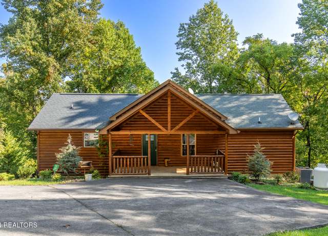 Property at 2471 Cove Mountain Ln, Sevierville, TN 37862, 3 beds, 4 baths