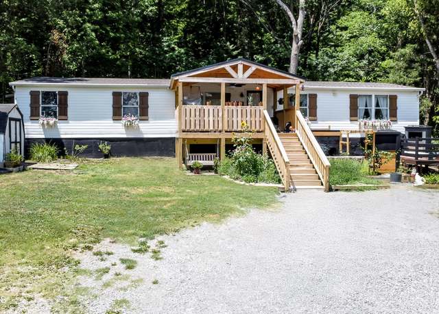 Property at 9615 Smoky Row Rd, Strawberry Plains, TN 37871, 3 beds, 2 baths