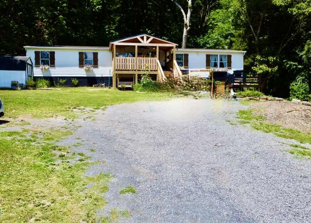 Property at 9615 Smoky Row Rd, Strawberry Plains, TN 37871, 3 beds, 2 baths