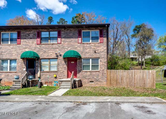 Property at 1515 Dutch Valley Dr, Knoxville, TN 37918, 2 beds, 1.5 baths