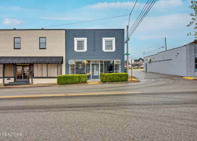 Property at 28 N Main St, Sparta, TN 38583, 2 beds, 2 baths
