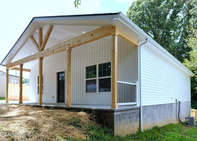 Property at 2819 Brooks Ave, Knoxville, TN 37914, 3 beds, 2 baths