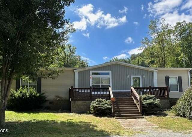 Property at 517 Collins Rd, Jonesville, VA 24263, 3 beds, 2 baths