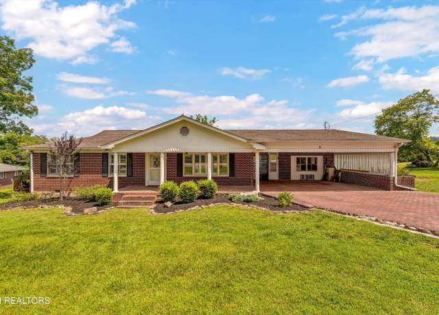 Property at 511 Robinson Dr, Loudon, TN 37774, 4 beds, 3 baths