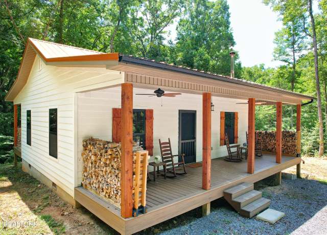 Property at 1312 Sweetwater Rd, Newport, TN 37821, 2 beds, 1 bath