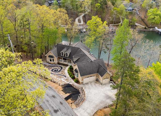 Property at 1623 Cove Pointe Rd, Lafollette, TN 37766, 4 beds, 3.5 baths