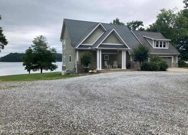 Property at 976 Bridgeview Hills Dr, Dandridge, TN 37725, 3 beds, 2.5 baths