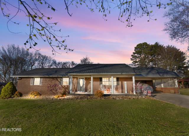 Property at 2817 Birdwell Dr, Maryville, TN 37804, 3 beds, 2 baths