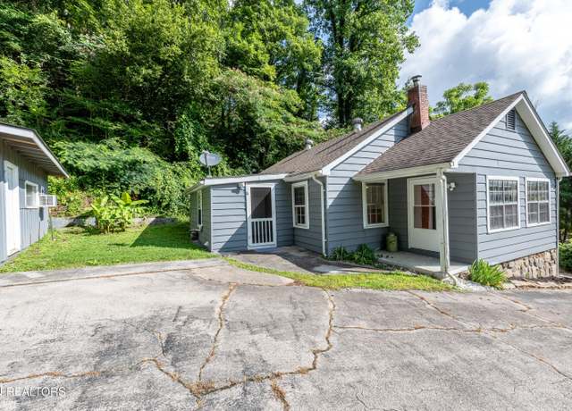 Property at 7026 Old Tuckaleechee Rd, Townsend, TN 37882, 2 beds, 1 bath