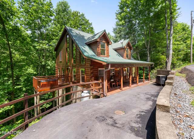 Property at 1823 Beach Front Dr, Sevierville, TN 37876, 2 beds, 2 baths