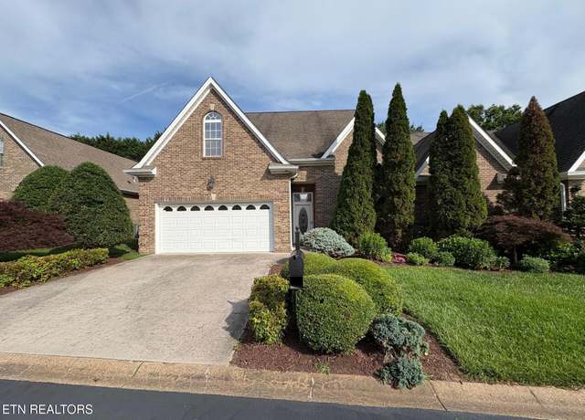Property at 5216 Tazewell Pointe Way, Knoxville, TN 37918, 5 beds, 3 baths