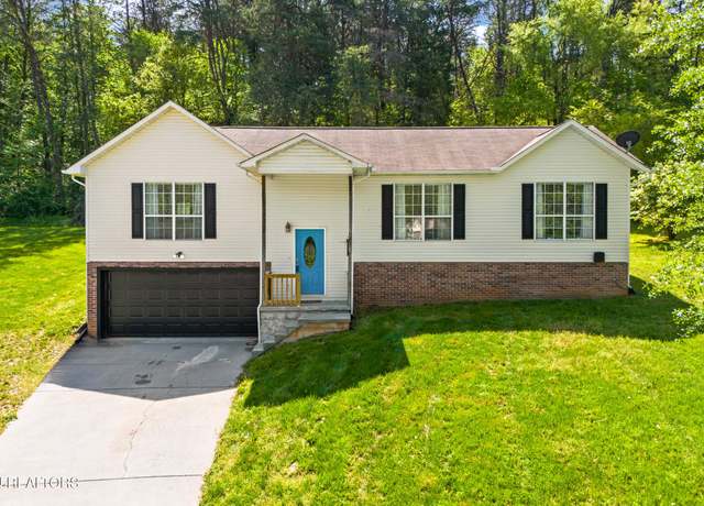 Property at 228 Mason Ct, Maryville, TN 37801, 3 beds, 2 baths