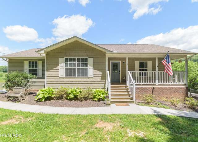 Property at 414 Hidden Valley Rd, Clinton, TN 37716, 3 beds, 2.5 baths